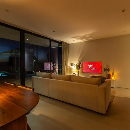 Yuna - Ultimate Surf