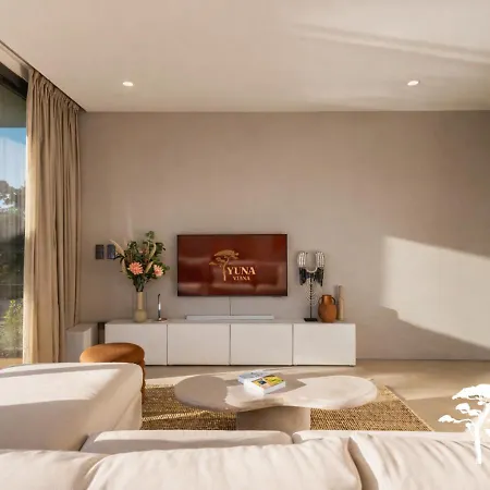 Yuna - Ultimate Surf Villa