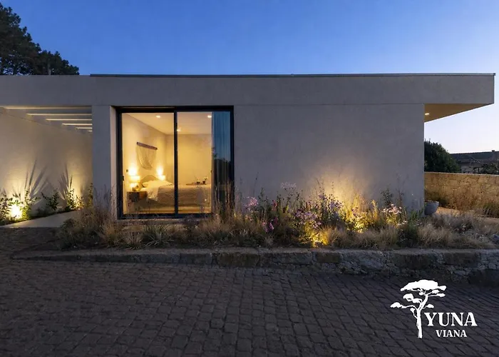 Yuna - Ultimate Surf Villa Viana do Castelo