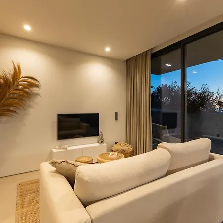 Yuna - Ultimate Surf *