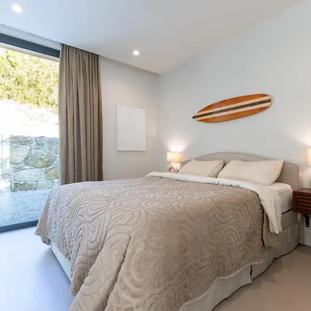 Yuna - Ultimate Surf Villa Viana do Castelo