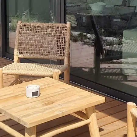 Yuna - Ultimate Surf Viana do Castelo