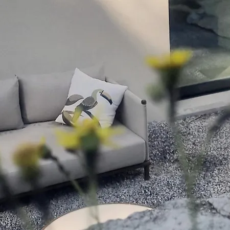 Yuna - Ultimate Surf Villa Viana do Castelo