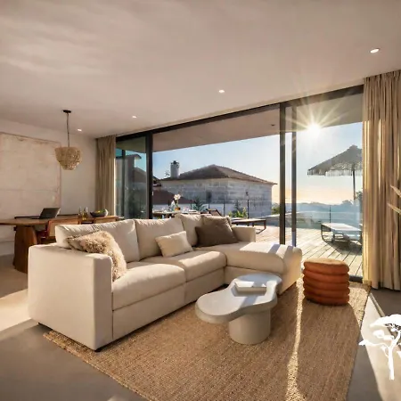 Yuna - Ultimate Surf